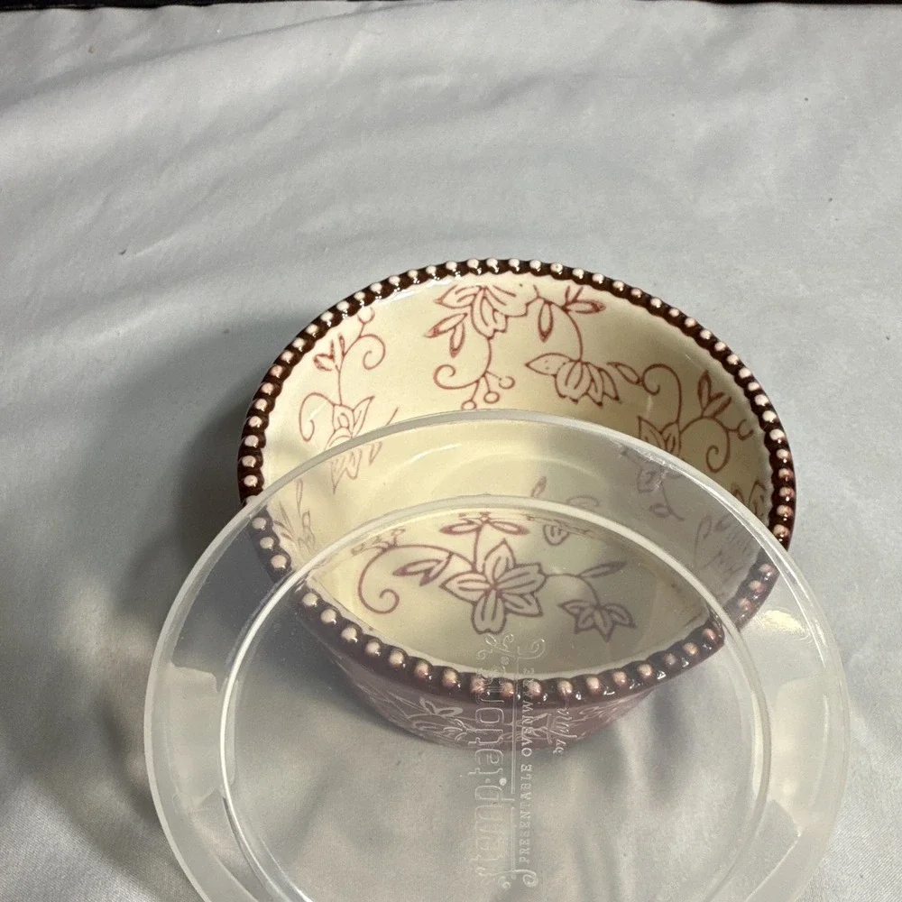 Temp-tations Floral Lace Cranberry Red Round Serving Bowl Baker w/ Plastic Lid